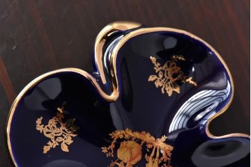 アンティーク雑貨　フランス　リモージュ焼　四葉のクローバー型の小さなトレー(小皿、小物入れ)