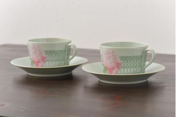 中古　HERMES(エルメス)　Les Pivoines(レ・ピヴォワンヌ)　カップ&ソーサー2客セット
