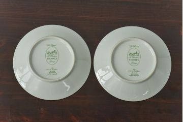 中古　HERMES(エルメス)　Les Pivoines(レ・ピヴォワンヌ)　カップ&ソーサー2客セット