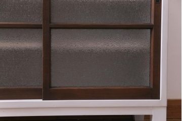 ラフジュ工房オリジナル　ダイヤガラス　古建具リメイク　ノスタルジックな脚付きペイント収納棚(戸棚)