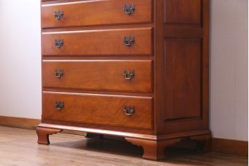 中古　横浜クラシック家具　ダニエル(daniel)　A-103　エレガントなデザインの整理タンス(チェスト、引き出し)