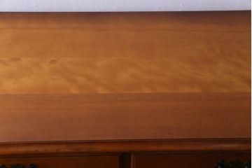 中古　横浜クラシック家具　ダニエル(daniel)　A-103　エレガントなデザインの整理タンス(チェスト、引き出し)