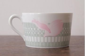 中古　HERMES(エルメス)　Les Pivoines(レ・ピヴォワンヌ)　カップ&ソーサー2客セット