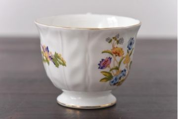 中古　AYNSLEY(エインズレイ)　コテージガーデン　色彩豊かなカップ&ソーサー2客セット