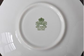 中古　AYNSLEY(エインズレイ)　コテージガーデン　色彩豊かなカップ&ソーサー2客セット