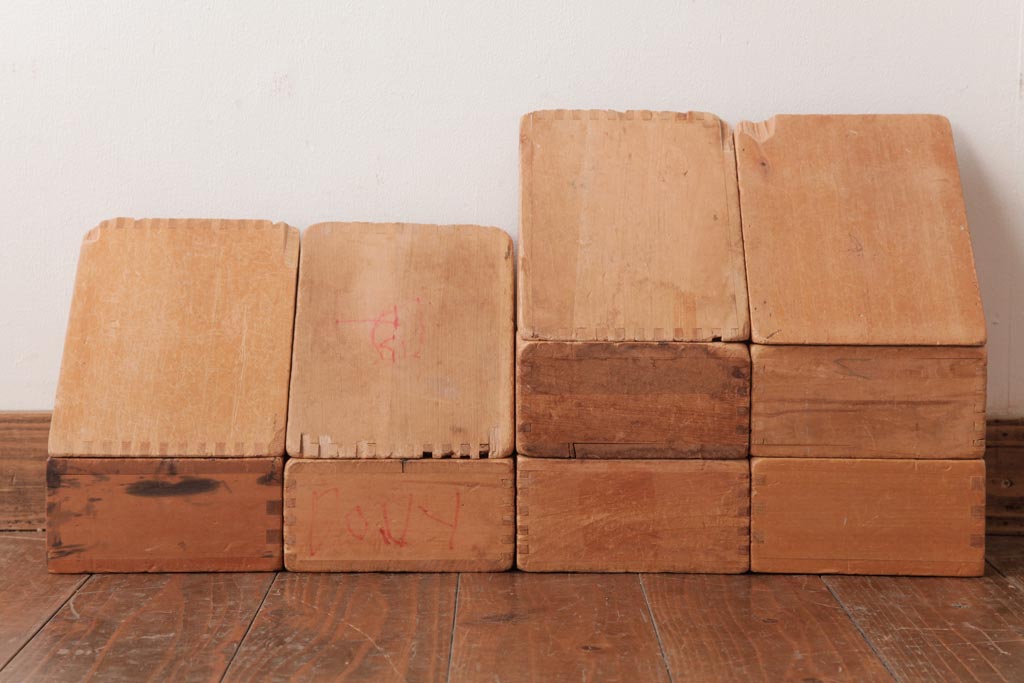 アンティーク雑貨　昭和レトロ　大きな積み木セット【マルチ/15ヶ組】(飾り台、花台、ディスプレイ雑貨)(1)