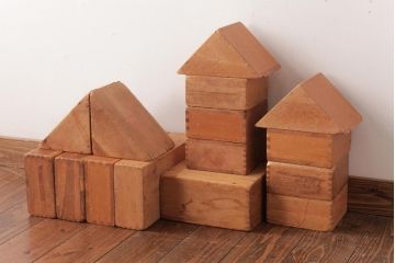 アンティーク雑貨　昭和レトロ　大きな積み木セット【マルチ/15ヶ組】(飾り台、花台、ディスプレイ雑貨)(1)