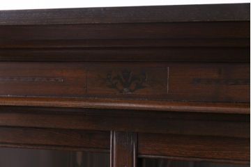 アンティーク家具　和製アンティーク　大正ロマンな雰囲気漂う二段重ね戸棚(キャビネット、収納棚、食器棚、ショーケース)