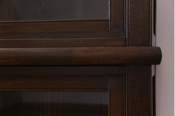 アンティーク家具　和製アンティーク　大正ロマンな雰囲気漂う二段重ね戸棚(キャビネット、収納棚、食器棚、ショーケース)