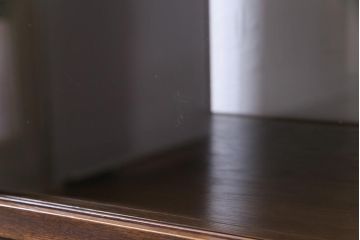 中古　神戸洋家具　永田良介商店　ガラスケースを兼ねたキャスター付きサイドテーブル(ディスプレイケース、サイドキャビネット)