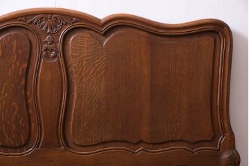 アンティーク家具　フランスアンティーク　オーク材　曲線を描いた優雅なデザインのベッドフレーム