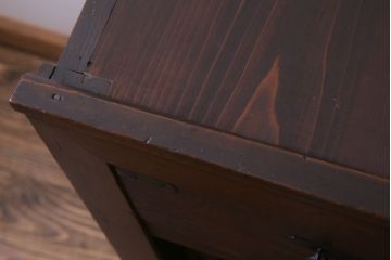 アンティーク家具　和製アンティーク　ヒノキ・ケヤキ材　細部のつくり込みが魅力の上品な関西帳場箪笥(収納棚、時代箪笥)