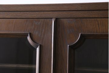 中古　神戸洋家具　永田良介商店　隅モッコ2枚扉　クラシカルな色合いの食器棚(キャビネット、収納棚)(定価約72万円)