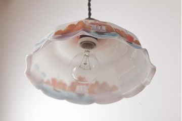 フランスアンティーク　湖のほとりが描かれた絵画のようなペンダントライト(天井照明)