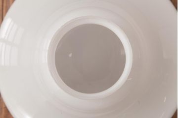和製アンティーク　戦前　まるみのあるフォルムがレトロなガラスシェード照明(天井照明)