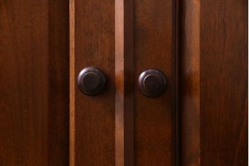 中古　松本民芸家具　E型特注書棚　クラシカルな雰囲気が品のあるブックケース(本箱)(定価約63万円)