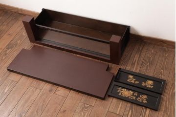 中古　宗峰作　乾漆　石目塗り　牡丹と菊の蒔絵が気品溢れる置き床(置床、ローボード)(定価約26万円)