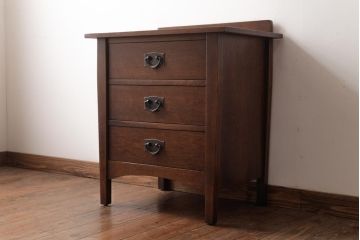中古　アメリカ　Stickley(スティックレー、スティックレイ)社　ミッションスタイル　オーク材のぬくもりあふれるサイドチェスト(引き出し)(定価約34万円)