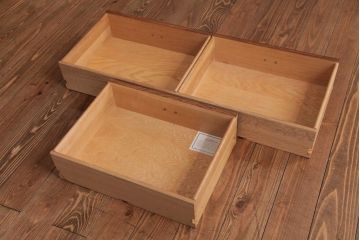 中古　アメリカ　Stickley(スティックレー、スティックレイ)社　ミッションスタイル　オーク材のぬくもりあふれるサイドチェスト(引き出し)(定価約34万円)