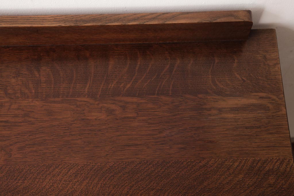 中古　アメリカ　Stickley(スティックレー、スティックレイ)社　ミッションスタイル　オーク材のぬくもりあふれるサイドチェスト(引き出し)(定価約34万円)