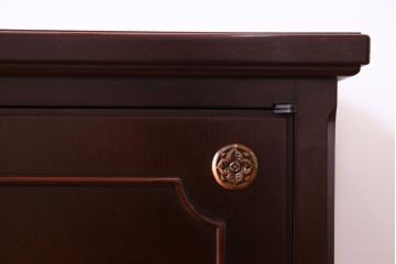 中古　神戸洋家具　メープル不二屋　高級感あふれるデザインのサイドボード(収納棚)(定価約48万円)