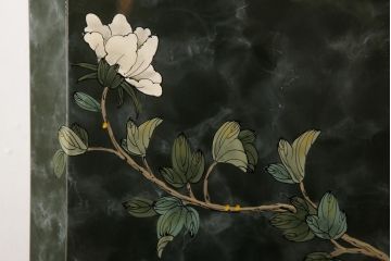 中古　中国家具　花鳥図　芸術的な意匠の縦長チェスト(引き出し、タンス)