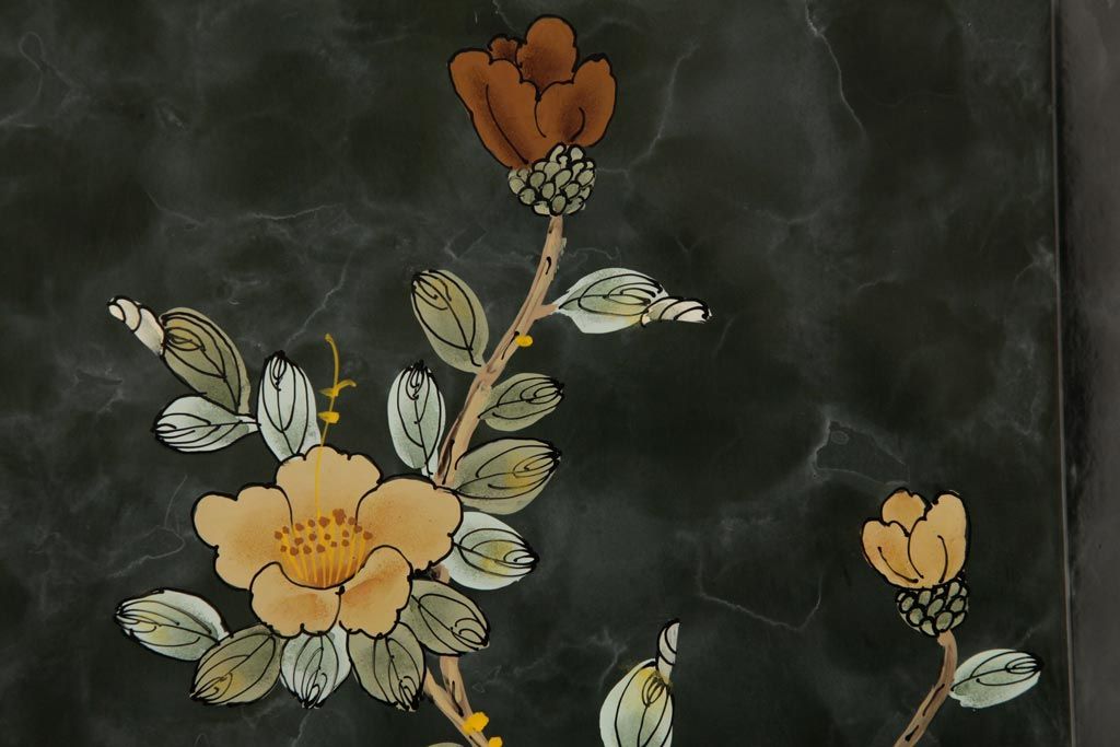 中古　中国家具　花鳥図　芸術的な意匠の縦長チェスト(引き出し、タンス)