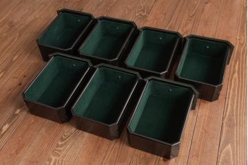 中古　中国家具　花鳥図　芸術的な意匠の縦長チェスト(引き出し、タンス)