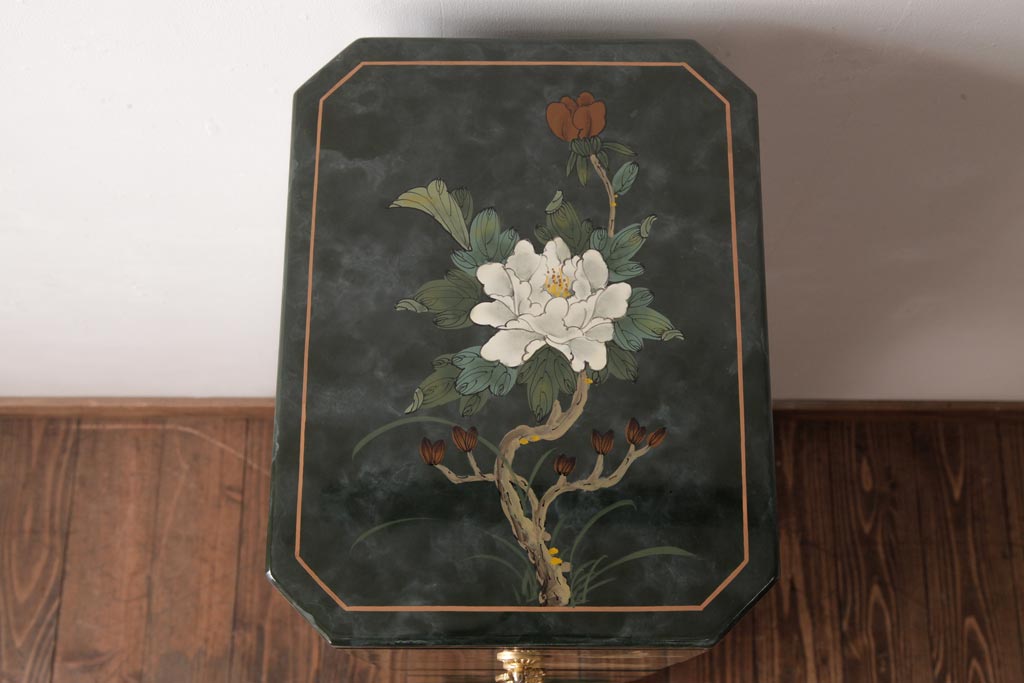 中古　中国家具　花鳥図　芸術的な意匠の縦長チェスト(引き出し、タンス)