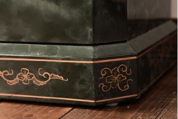 中古　中国家具　花鳥図　芸術的な意匠の縦長チェスト(引き出し、タンス)