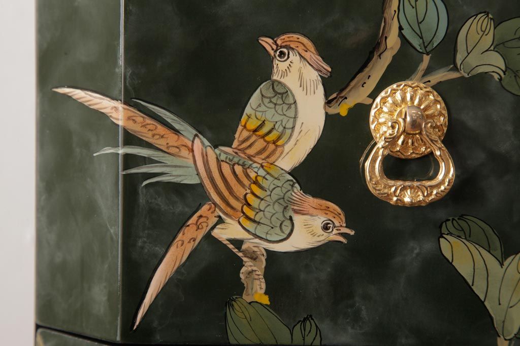 中古　中国家具　花鳥図　芸術的な意匠の縦長チェスト(引き出し、タンス)