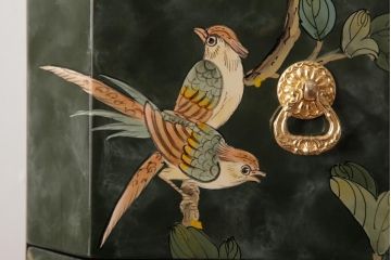 中古　中国家具　花鳥図　芸術的な意匠の縦長チェスト(引き出し、タンス)