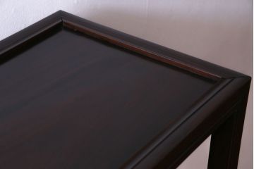 アンティーク家具　和製アンティーク　紫檀　花鳥図　縁取りが存在感を引き立てる時代物の飾り棚(飾棚、茶棚)