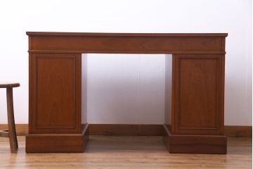 中古美品　DREXEL HERITAGE JAPAN(ドレクセルヘリテイジ・ジャパン)　Triune(トライユン)　デスク(机、在宅ワーク、在宅用)(定価約75万円)