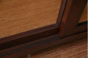 ビンテージ　民芸家具　ケヤキ材　作り込みが丁寧な茶箪笥(茶棚、収納棚、戸棚、ヴィンテージ)(R-034967)