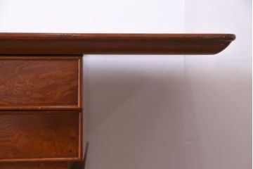 アンティーク家具　高級品!　三方総ケヤキ玉杢材突板仕上げ　重厚で上品なサイドボード(カウンターキャビネット)