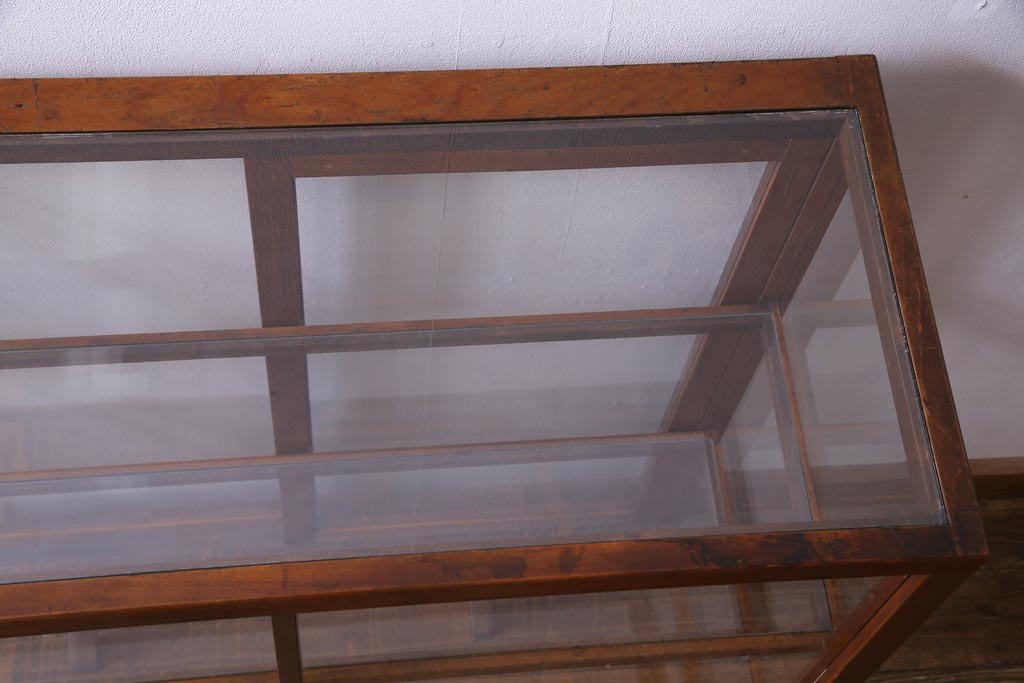 レトロ家具　昭和レトロ　ヒノキ材　シンプルな木枠が味わい深いガラスケース(ショーケース、陳列棚)