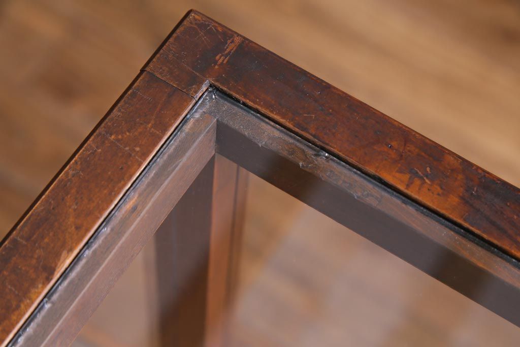 レトロ家具　昭和レトロ　ヒノキ材　シンプルな木枠が味わい深いガラスケース(ショーケース、陳列棚)