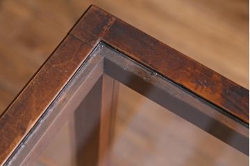 レトロ家具　昭和レトロ　ヒノキ材　シンプルな木枠が味わい深いガラスケース(ショーケース、陳列棚)