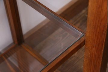 レトロ家具　昭和レトロ　ヒノキ材　シンプルな木枠が味わい深いガラスケース(ショーケース、陳列棚)