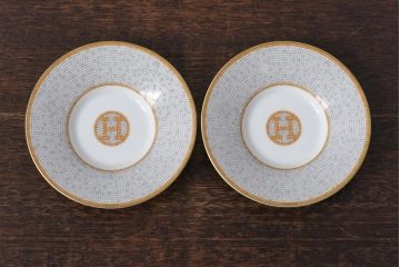 中古　Hermes(エルメス)　モザイク ヴァンキャトル　スクエアプレート、カップ&ソーサー、ティーキャディーセット(洋食器)(定価合計約14万円)