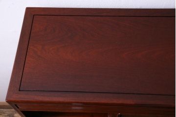 ビンテージ 民芸家具　カリン無垢材　花梨　上品な佇まいの引き出し(薬箪笥)(定価約29万円)