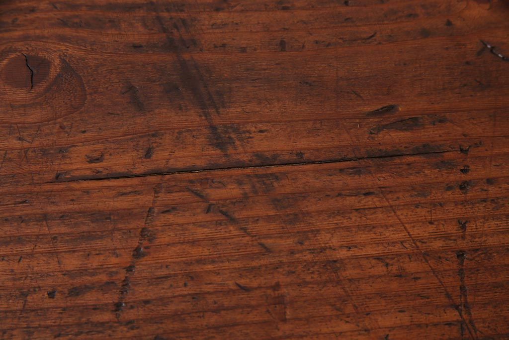 アンティーク家具　フランスアンティーク　パイン材　使い込まれた風格の漂うキャスター付きテーブル(デスク、在宅ワーク、在宅用カフェテーブル)