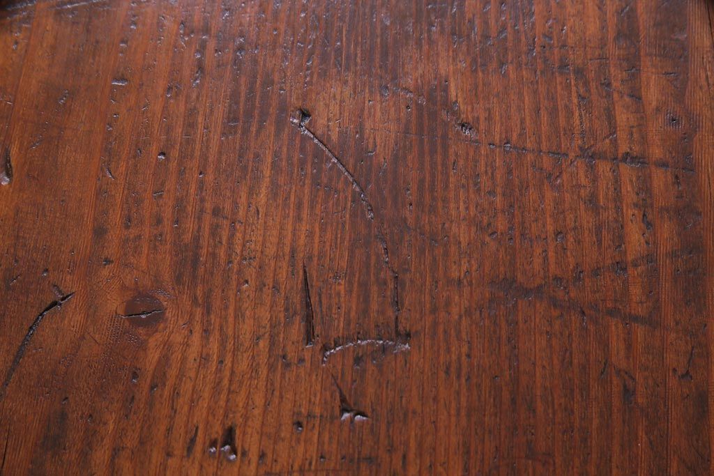 アンティーク家具　フランスアンティーク　パイン材　使い込まれた風格の漂うキャスター付きテーブル(デスク、在宅ワーク、在宅用カフェテーブル)