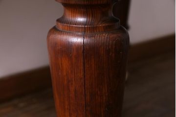 アンティーク家具　フランスアンティーク　パイン材　使い込まれた風格の漂うキャスター付きテーブル(デスク、在宅ワーク、在宅用カフェテーブル)