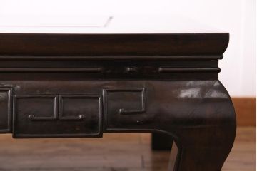 アンティーク家具　重厚な雰囲気が魅力の古い唐木座卓(センターテーブル、ローテーブル)(1)