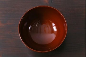 和製アンティーク　梅と松ぼっくりの図　羽反型　蒔絵木製椀8客セット(蓋付き椀)