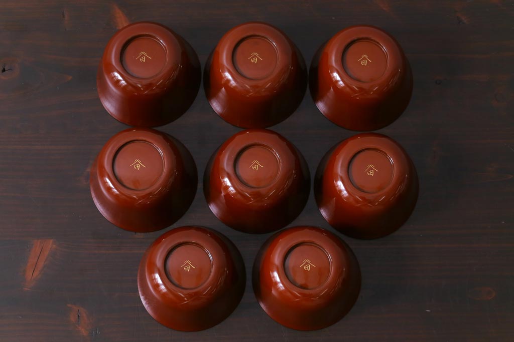 和製アンティーク　梅と松ぼっくりの図　羽反型　蒔絵木製椀8客セット(蓋付き椀)