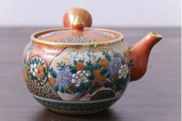 和製アンティーク　九谷焼　九谷庄三　色絵　牡丹と僧侶　茶器セット(急須、湯冷まし、湯呑み)