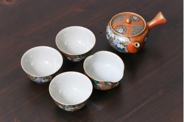和製アンティーク　九谷焼　九谷庄三　色絵　牡丹と僧侶　茶器セット(急須、湯冷まし、湯呑み)